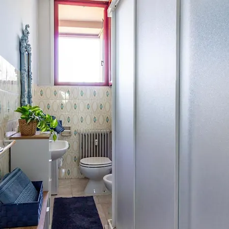 Parking & Terrace - Large 90 Mq - Self Ck-in & Access Apartman *
