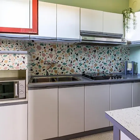 Parking & Terrace - Large 90 Mq - Self Ck-in & Access Apartman *