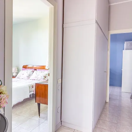 Parking & Terrace - Large 90 Mq - Self Ck-in & Access Apartman *