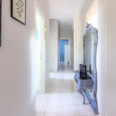 Parking & Terrace - Large 90 Mq - Self Ck-in & Access Apartman