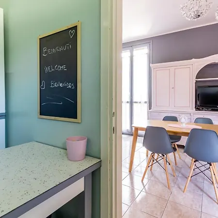 Parking & Terrace - Large 90 Mq - Self Ck-in & Access Apartman *